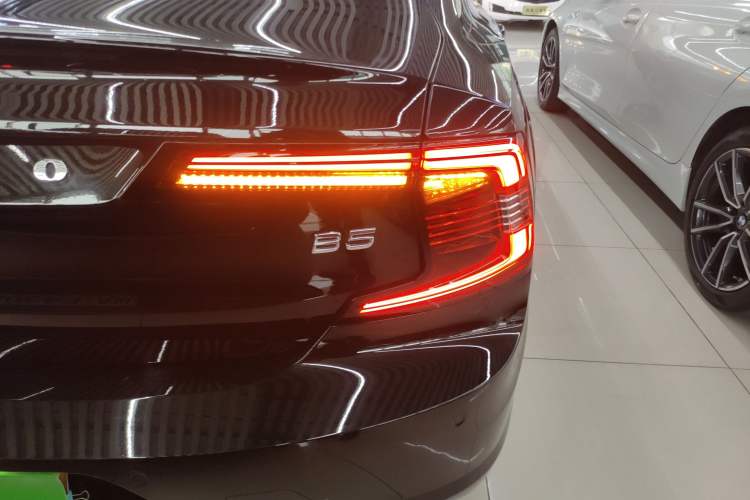 Used Volvo S90 2024 B5 Zhiyi Luxury Edition