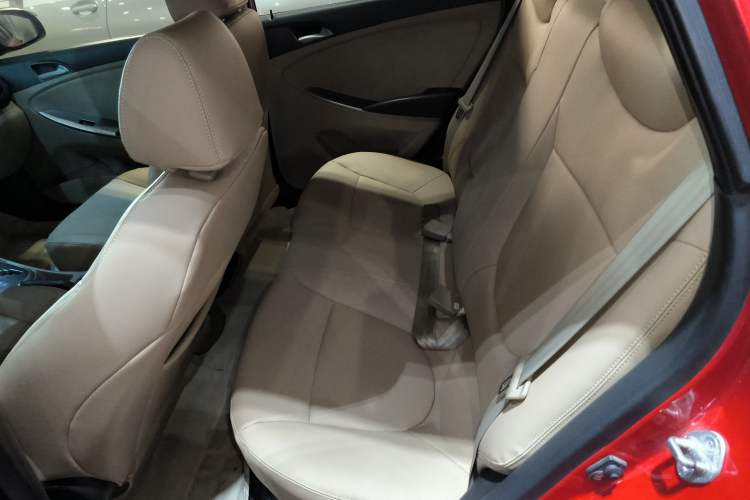 Used Hyundai Verna 2014 1.4L Automatic Smart GLS