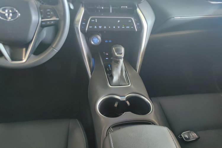 Used Toyota Harrier 2022 Dual-Engine 2.5L CVT Four-Wheel Drive Flagship Edition