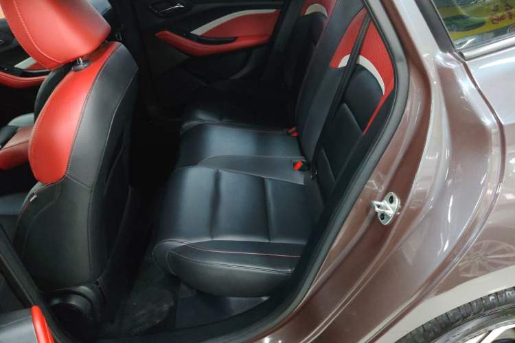 Used MG 5 2022 180 DVVT CVT Youth Luxury Edition