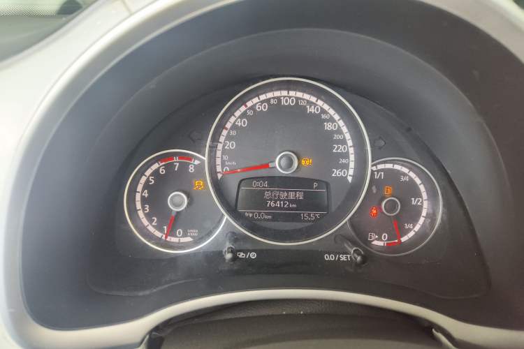 Used Volkswagen Beetle 2015 180TSI model
