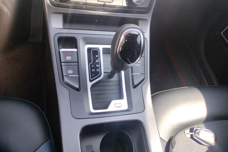 Used Geely Auto Emgrand GL 2021 UP 1.4T CVT Luxury Edition
