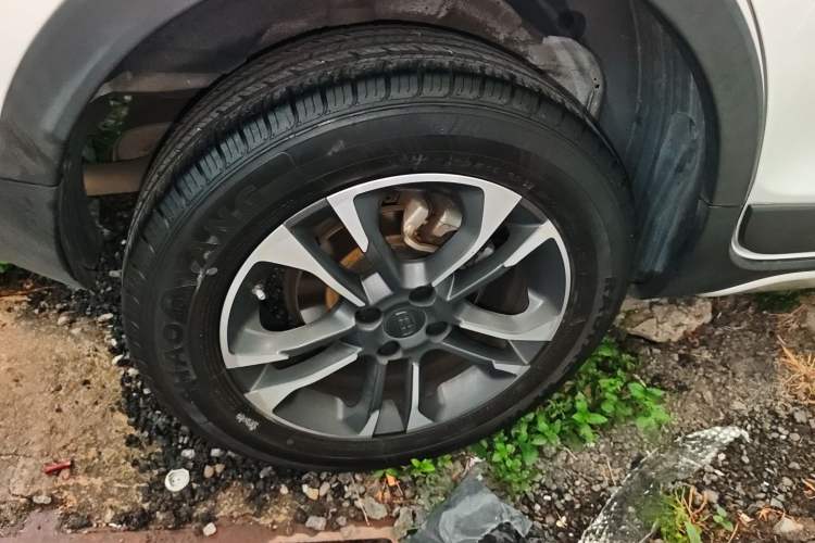 Used Geely Auto Vision X3 2019 Upgraded Model 1.5L CVT Elite Version
