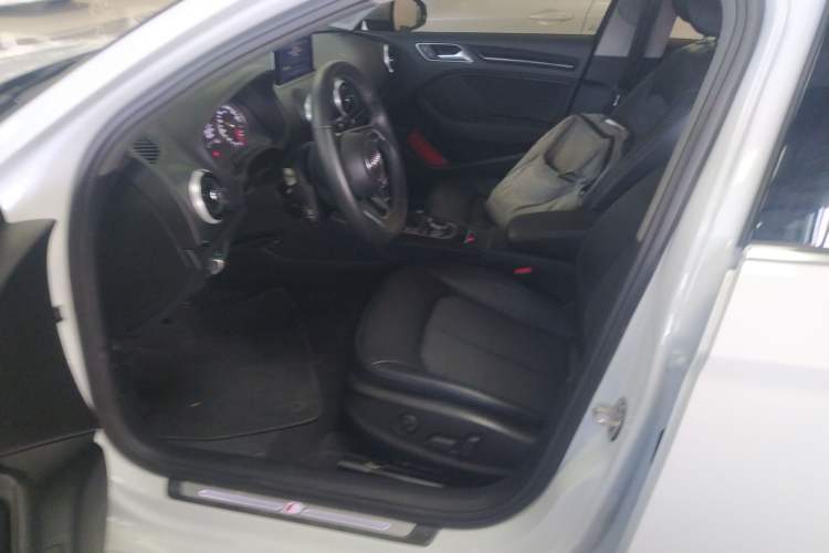 Used Audi A3 2020 Limousine 35 TFSI Fashion Edition China VI Emission Standard
