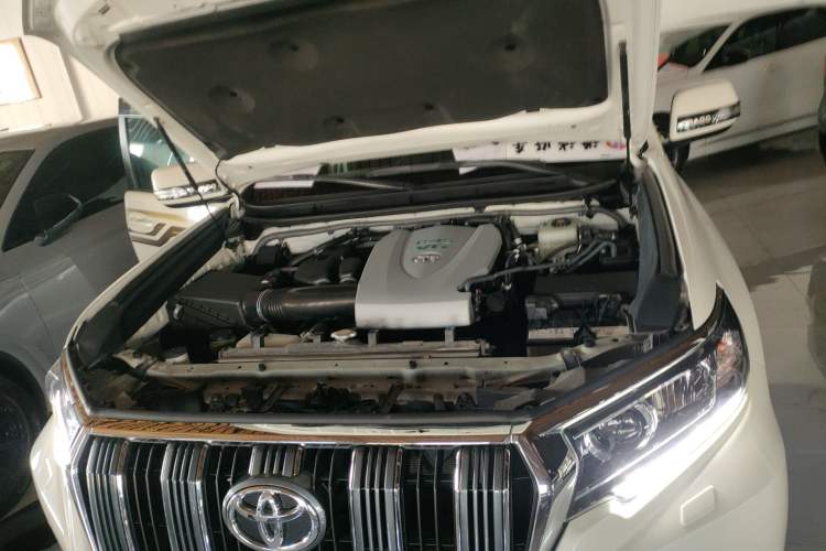 Used Toyota Prado 2018 3.5L Automatic VX NAVI with Rear-Mounted Spare Tire
