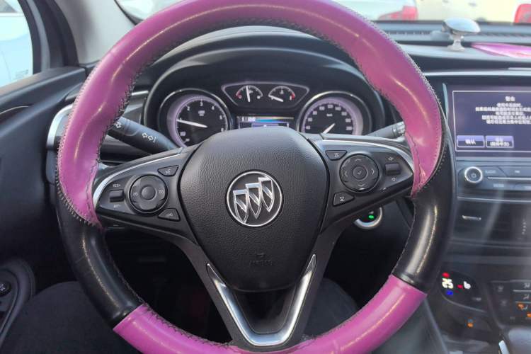 Used Buick Envision 2018 20T Two-Wheel-Drive Elite Model
