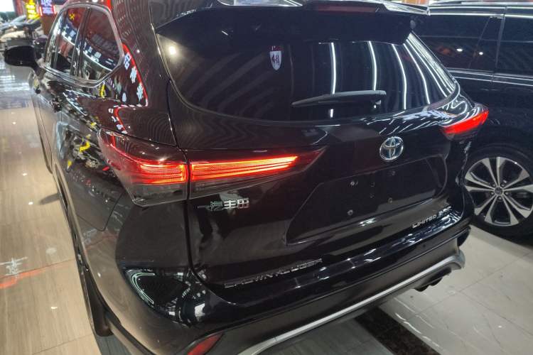 Used Toyota Crown Land Cruiser 2021 2.5L HEV Four-Wheel Drive Flagship Edition
