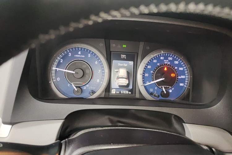 Used Toyota Sienna 2018 3.5L Four-Wheel Drive LE Trim 7 Seats U.S. Specification
