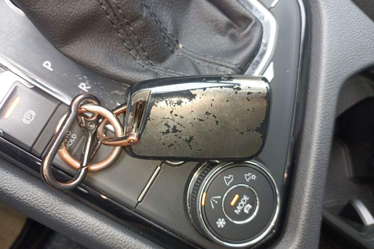 Used Volkswagen Tiguan L 2023 Facelift 380TSI Automatic All-Wheel Drive R-Line Flagship 7-Seater