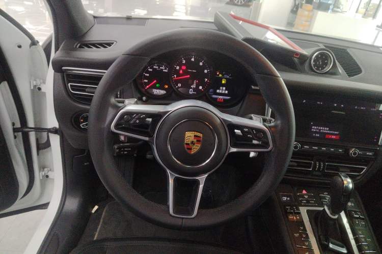 Used Porsche Macan 2021 Macan 2.0T
