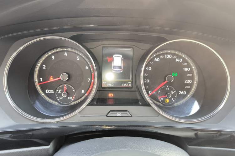 Used Volkswagen Tiguan L 2019 330TSI Automatic Two-Wheel Drive Panoramic Comfort Edition China VI Standard
