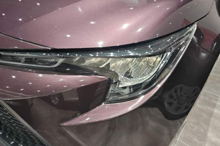 Used Toyota Levin 2021 Dual-Motor 1.8H E-CVT Leading Edition
