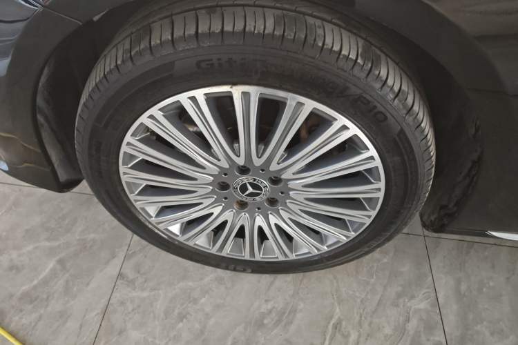 Used Mercedes-Benz E-Class 2020 Restyled E 300 L Exclusive Edition
