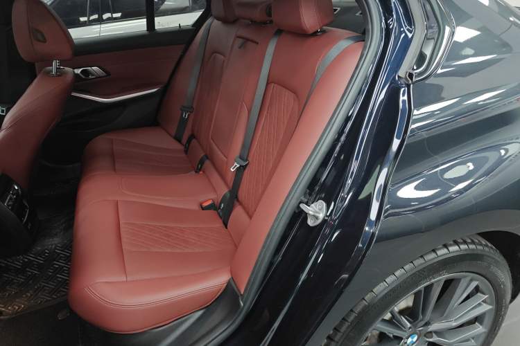 Used BMW 3 Series 2024 330i M Sport Night Edition Package