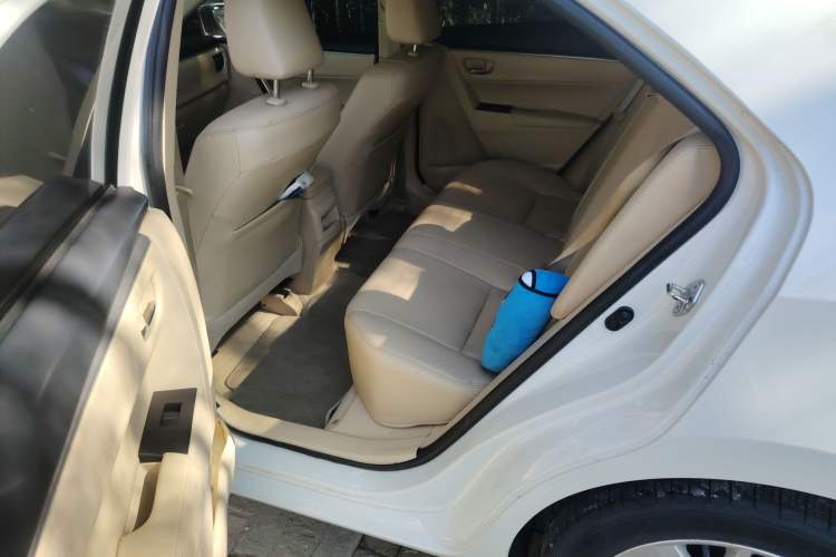 Used Toyota Corolla 2017 1.2T CVT GL-i Leather Edition
