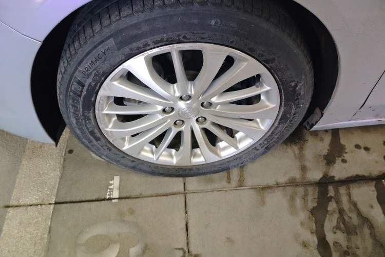 Used Buick LaCrosse 2018 28T Elite Edition
