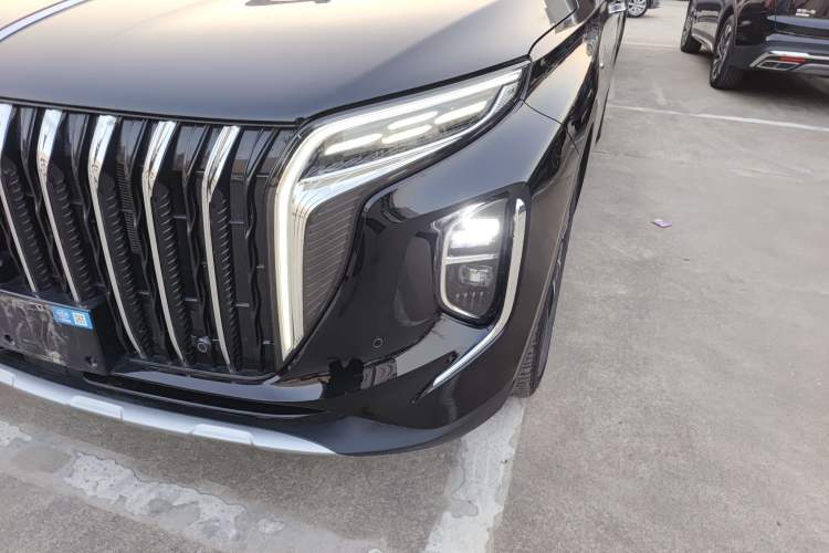 Used Hongqi HS7 PHEV 2024 2.0T PHEV Four-Wheel Drive Flagship Edition 6 Seats
