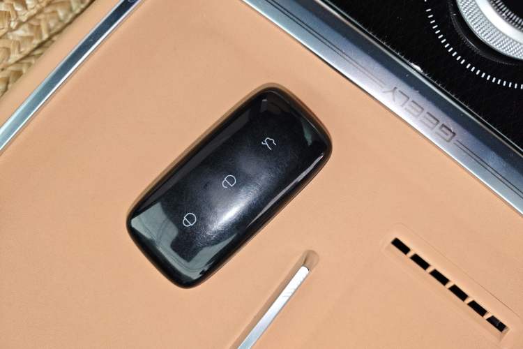 Used  Galaxy Xingjian 7 EM-i 2025 120km Launch+ Version