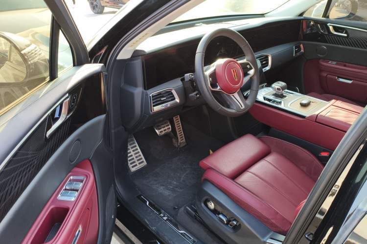 Used Hongqi E-HS9 2022 690 km Range Flagship Edition Six Seats
