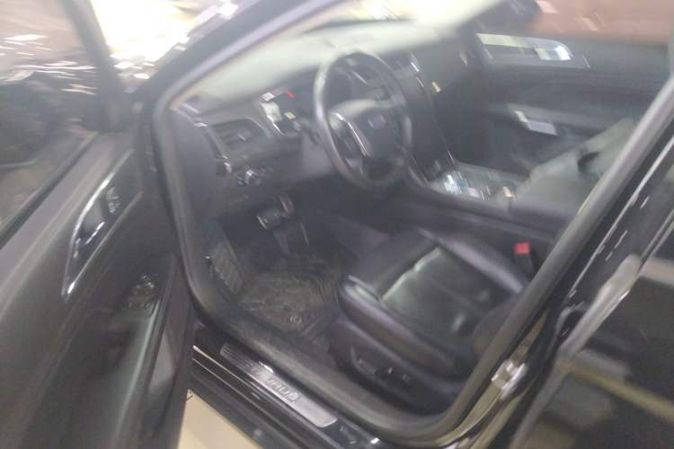 Used Ford Taurus 2019 EcoBoost 245 Premium Edition