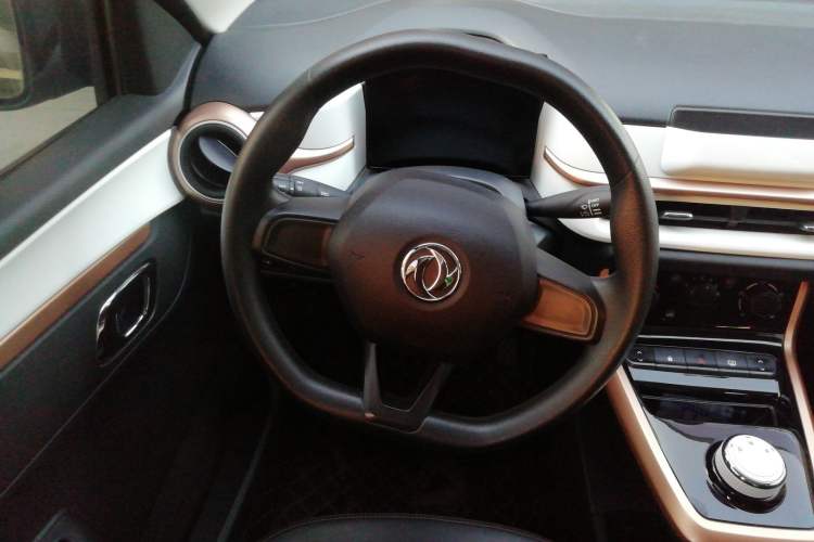 Used Dongfeng NAMMI BOX 2022 Champion Edition Light Wind Version 201KM Standard Model
