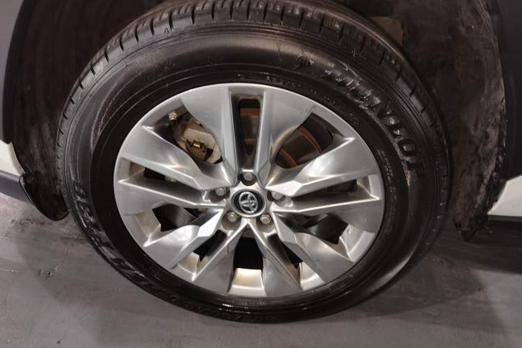 Used Toyota Wildlander 2020 2.0L CVT 4x4 Luxury Edition
