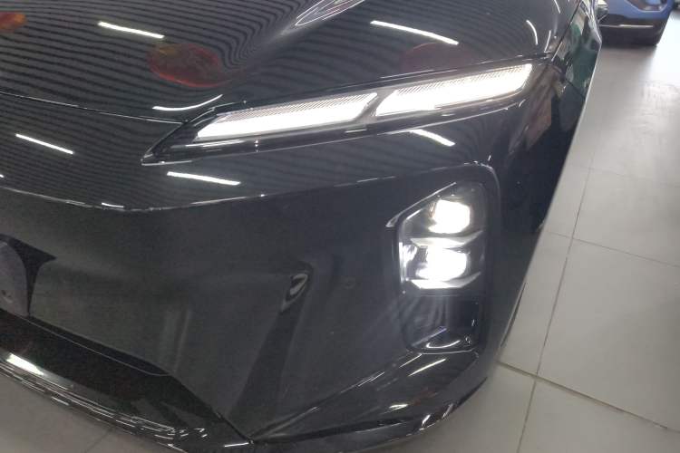 Used Nio ET5T 2025 75 kWh Touring
