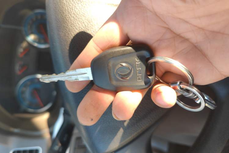 Used Dongfeng Fengon 360 2015 1.5L Manual Comfort 7-Seater China IV Standard
