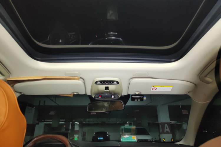 Used Volvo XC60 2019 T5 4x4 Zhiyuan Edition China VI Standard
