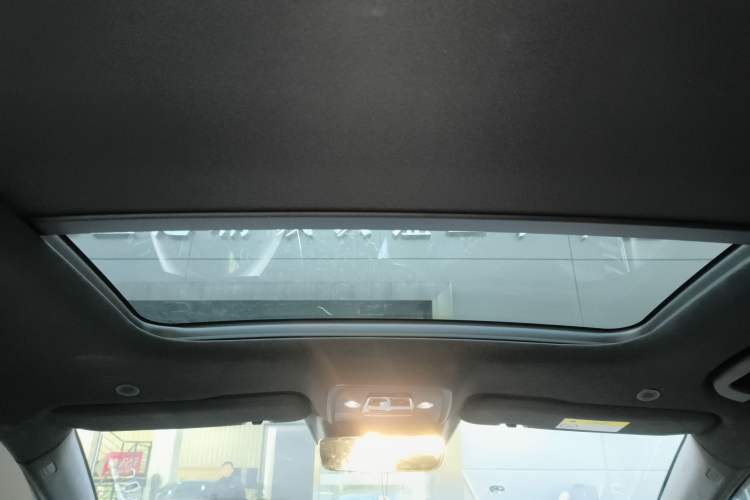 Used BYD Han 2024 EV Glory Edition 610 km All-Wheel Drive "Tian Shen Zhi Jia" Intelligent Driving Model
