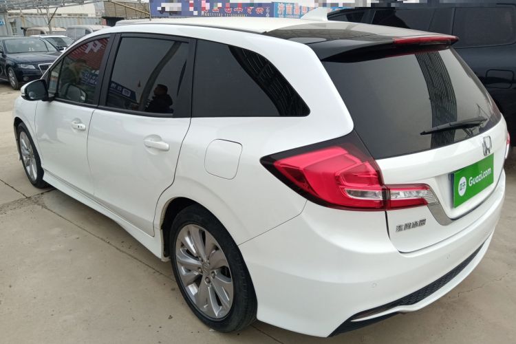 Used Honda Jade 2017 1.8L automatic Comfort version 5 seats
