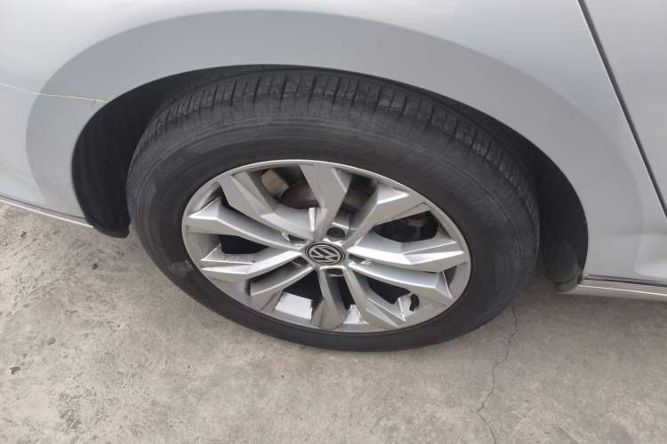 Used Volkswagen Magotan 2017 330TSI DSG Luxury Model
