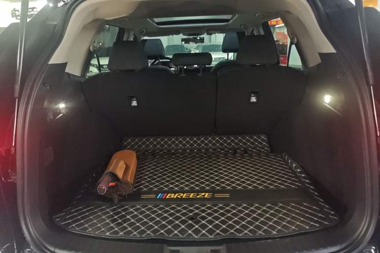 Used Honda Breeze 2023 240TURBO Two-Wheel Drive Elite Edition 5 Seats