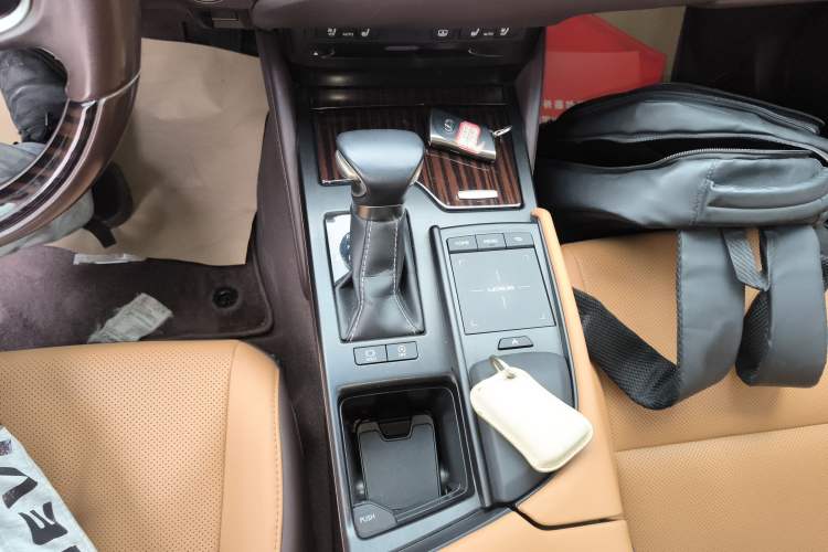 Used Lexus ES 2020 200 Luxury Edition
