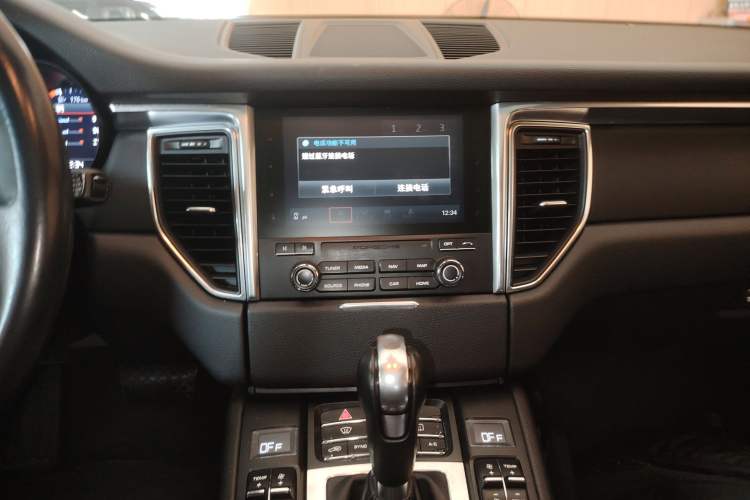 Used Porsche Macan 2017 Macan 2.0T
