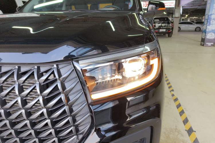 Used Great Wall Poer 2024 2.4T Commercial Version Automatic Diesel 4x4 Elite Edition
