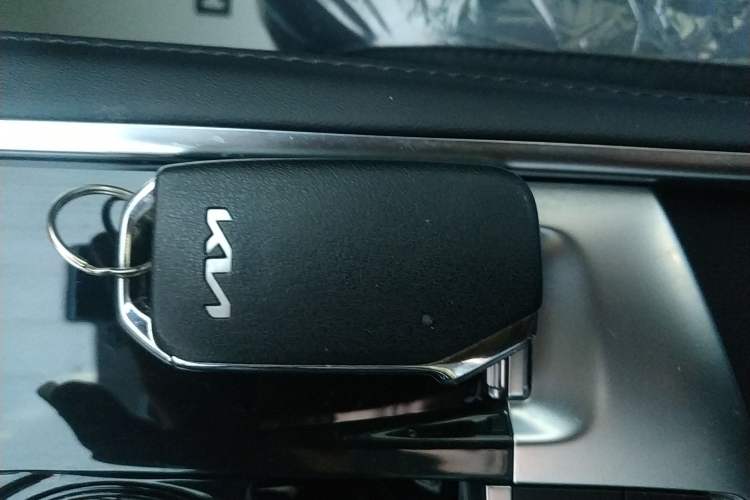 Used Kia Sportage 2023 2.0T Two-Wheel-Drive Prestige Edition