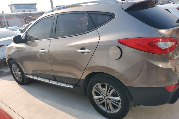 Used Hyundai ix35 2013 2.0L Automatic Two-Wheel Drive Smart GLS China IV Standard
