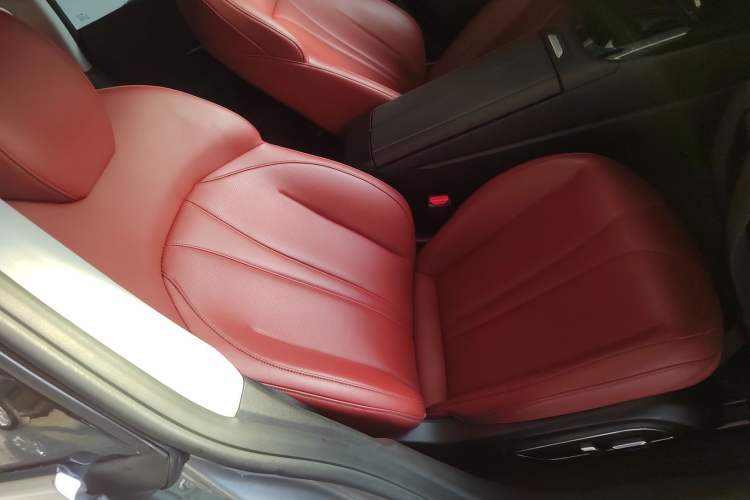 Used XPeng P7 2022 670E+
