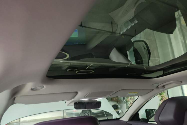 Used  S07 2026 230Ultra with Huawei Qiankun ADS SE Edition