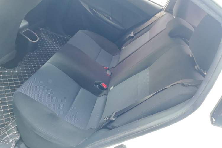 Used Toyota YARiS L 2019 1.5E CVT Dynamic Edition China VI compliant