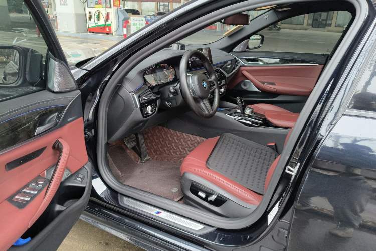 Used BMW 5 Series 2020 530Li Leading Model M Sport Package
