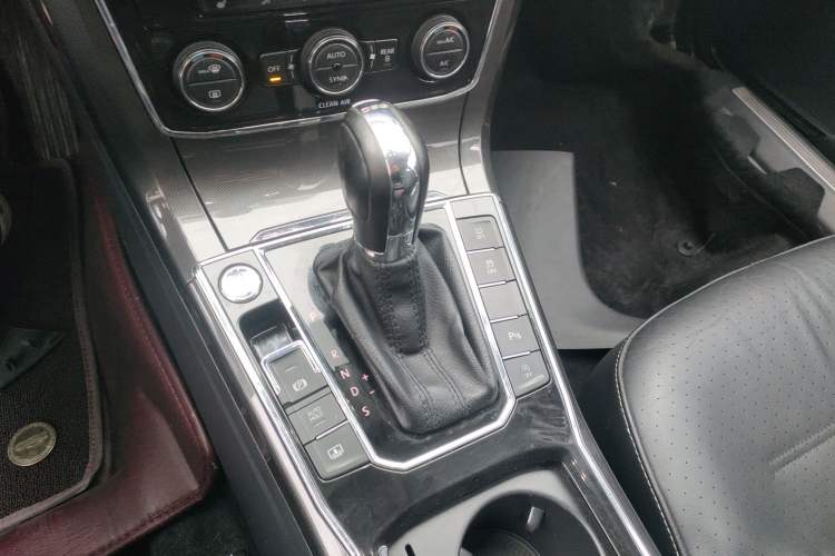 Used Volkswagen Passat 2016 330TSI DSG Prestige Edition
