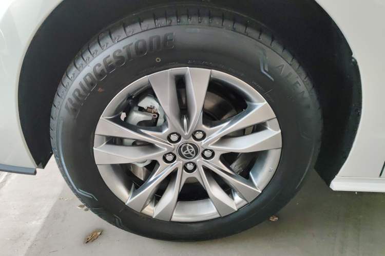 Used Toyota Sienna 2024 2.5L Hybrid Comfort Edition
