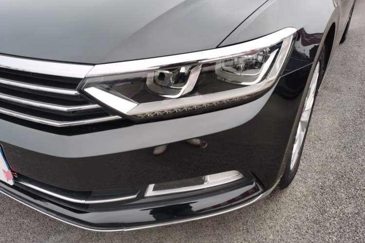 Used Volkswagen Magotan 2018 Facelift 330TSI DSG Luxury Model
