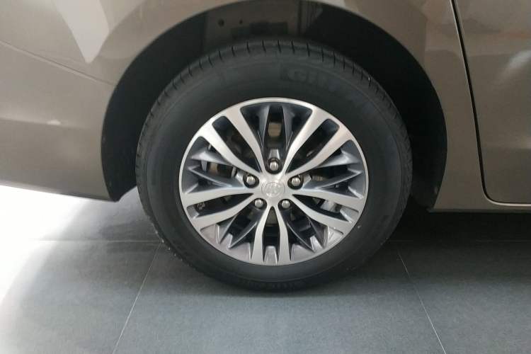 Used Buick GL8 2021 ES Land Cruiser 653T Luxury Edition