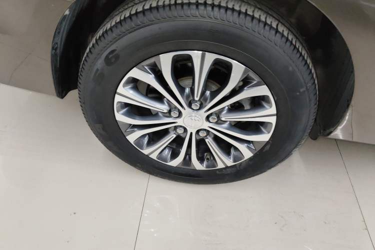 Used Buick GL8 2022 Land Business Class 652T Luxury Model
