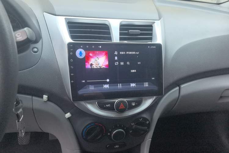 Used Hyundai Verna 2016 1.4L Manual Smart GLS Trim
