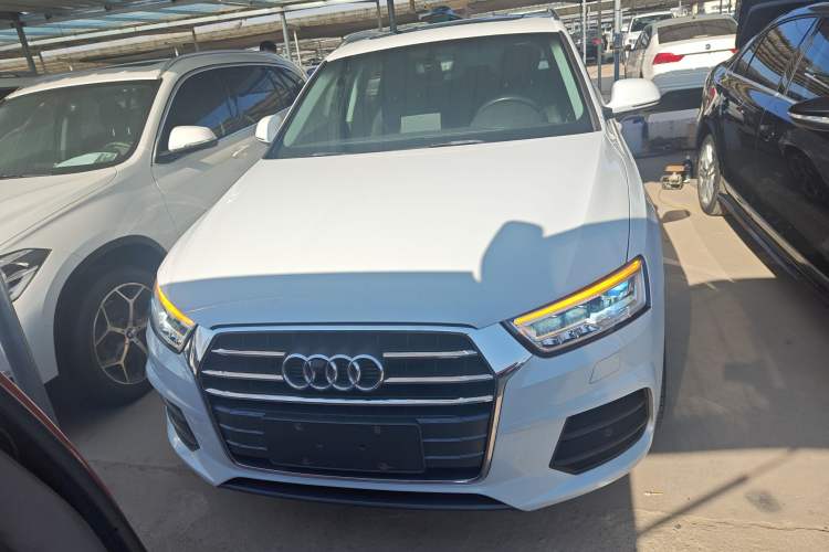 Used Audi Q3 2017 30 TFSI Fashion Model
