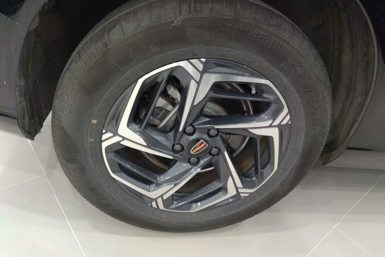 Used Hongqi HS3 2023 1.5T Two-Wheel Drive Shanwei Edition
